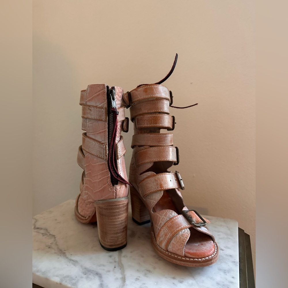Freebird pink Croc-Embossed Heeled Sandals - Picture 6 of 6